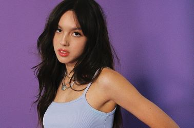 olivia rodrigo cenario pop
